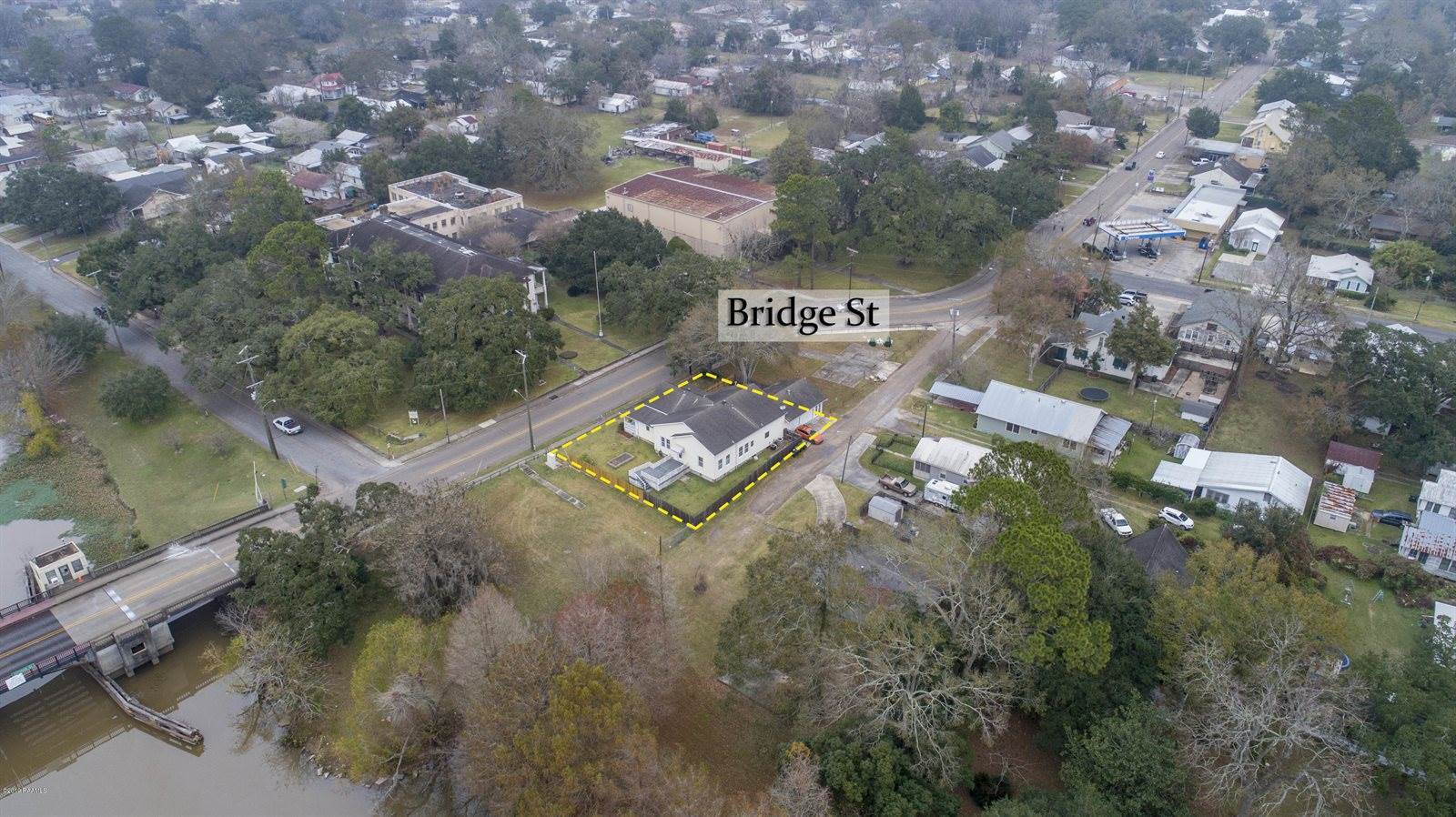 112 Bridge Street, New Iberia, LA 70563