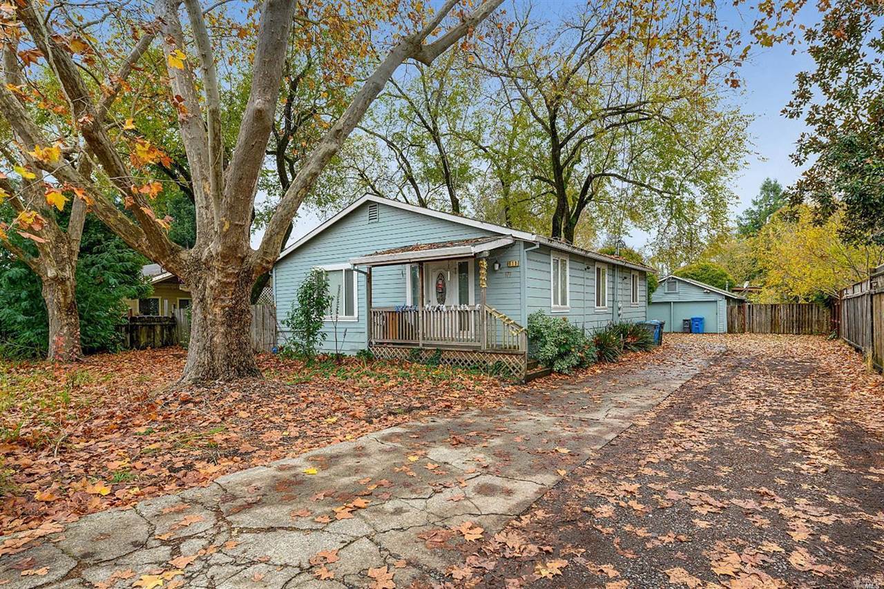 919 Link Lane, Santa Rosa, CA 95401