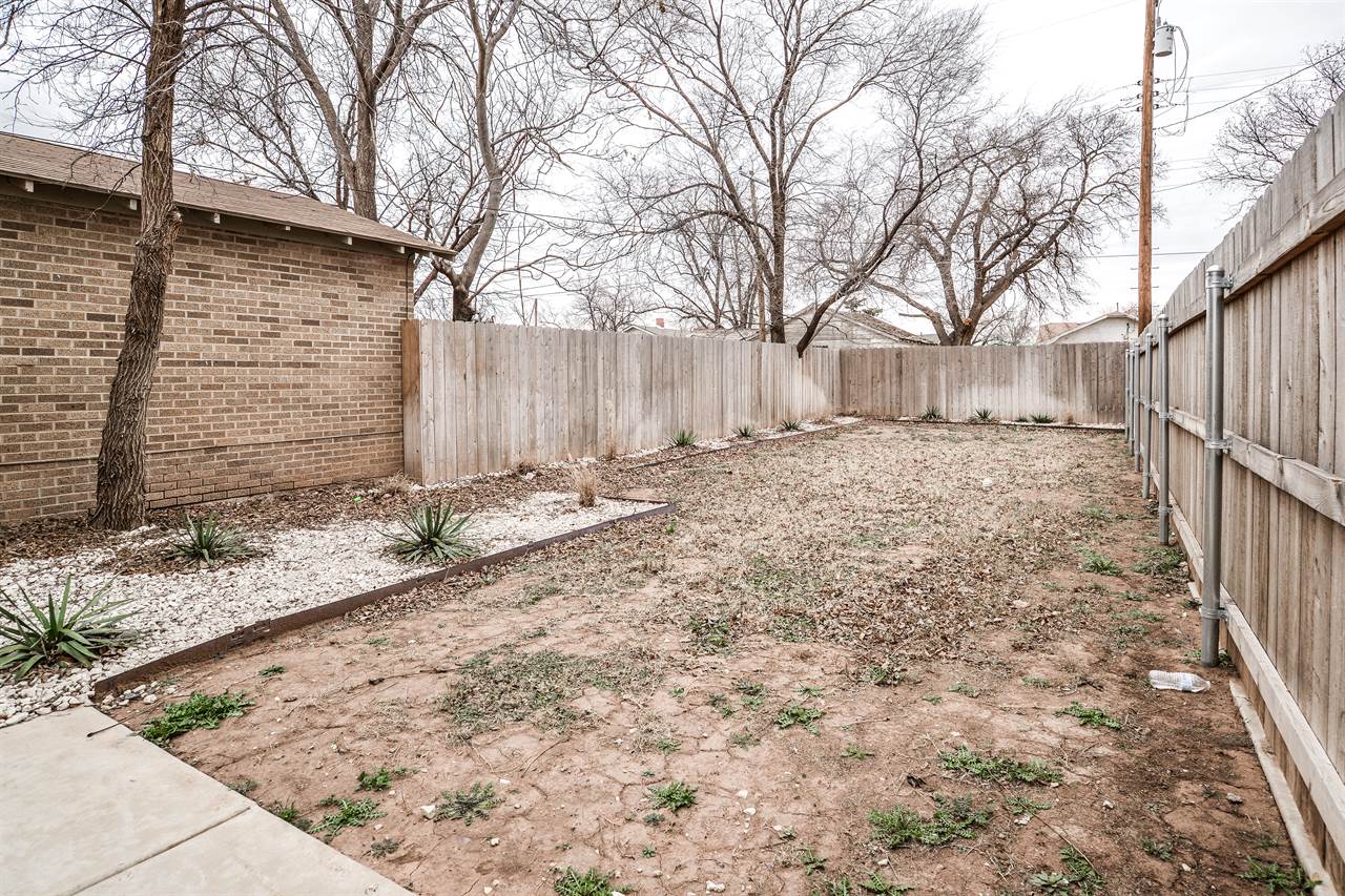 1920 16th Street, Lubbock, TX 79401