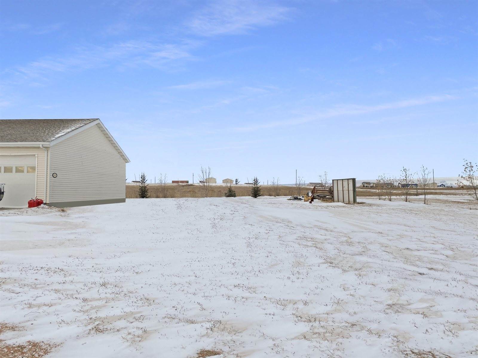 14252 52nd St NW, Williston, ND 58801