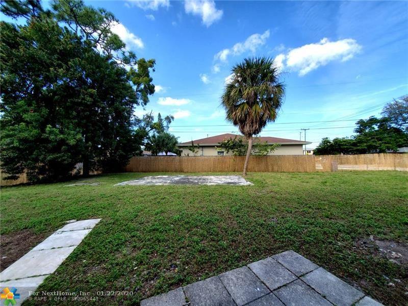 501 NW 40th Ct, Oakland Park, FL 33309