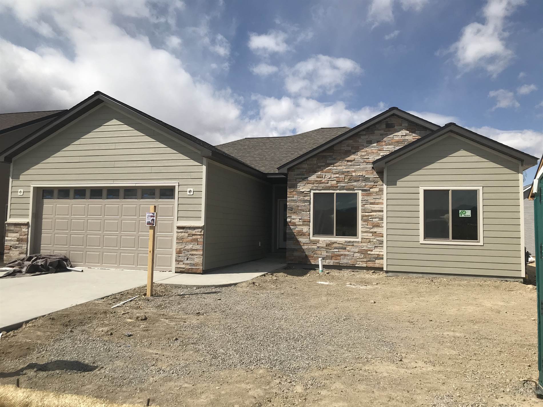 1225 Owl Creek Avenue, Montrose, CO 81401