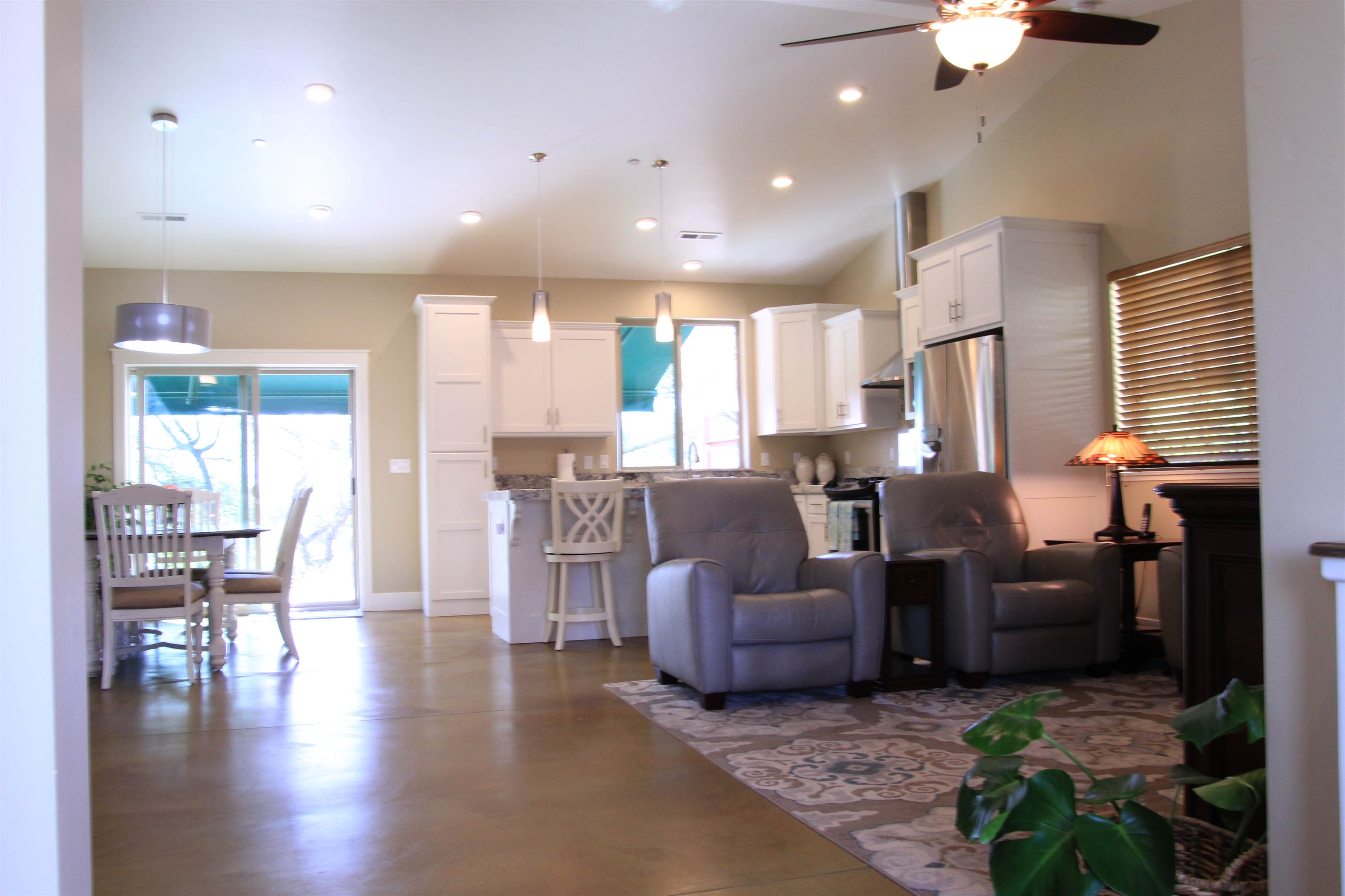 1360 Fairview Pl, Angels Camp, CA 95222