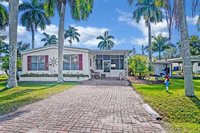 12111 Cactus Dr, Fort Myers, FL 33908