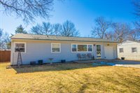 5531 SW Avalon LN, Topeka, KS 66604