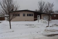 619 NW 24th Ave NW, Minot, ND 58703