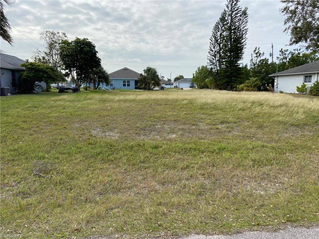 1314 SW 9th Ave, Cape Coral, FL 33991