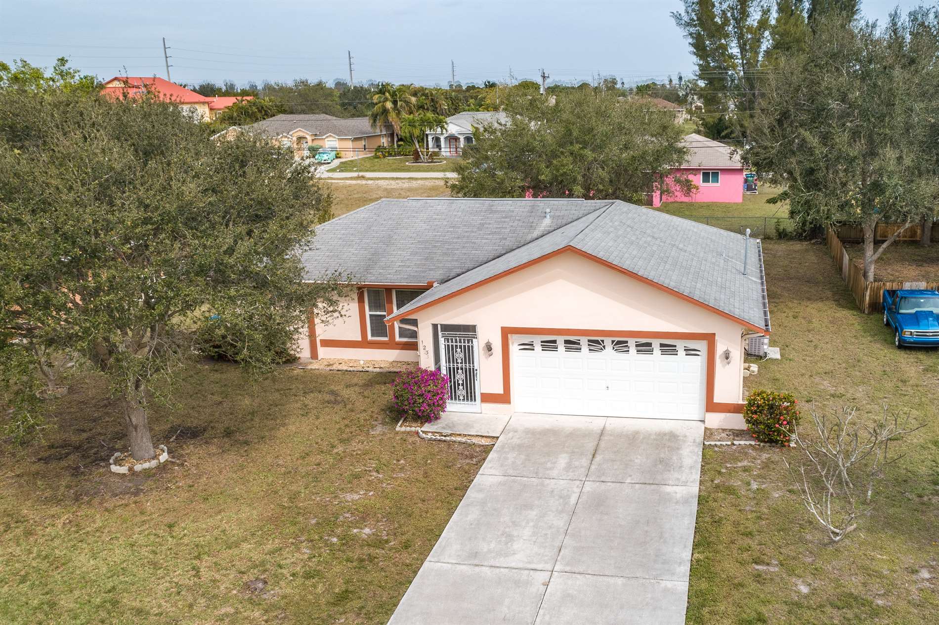 123 SE 21st Ter, Cape Coral, FL 33990