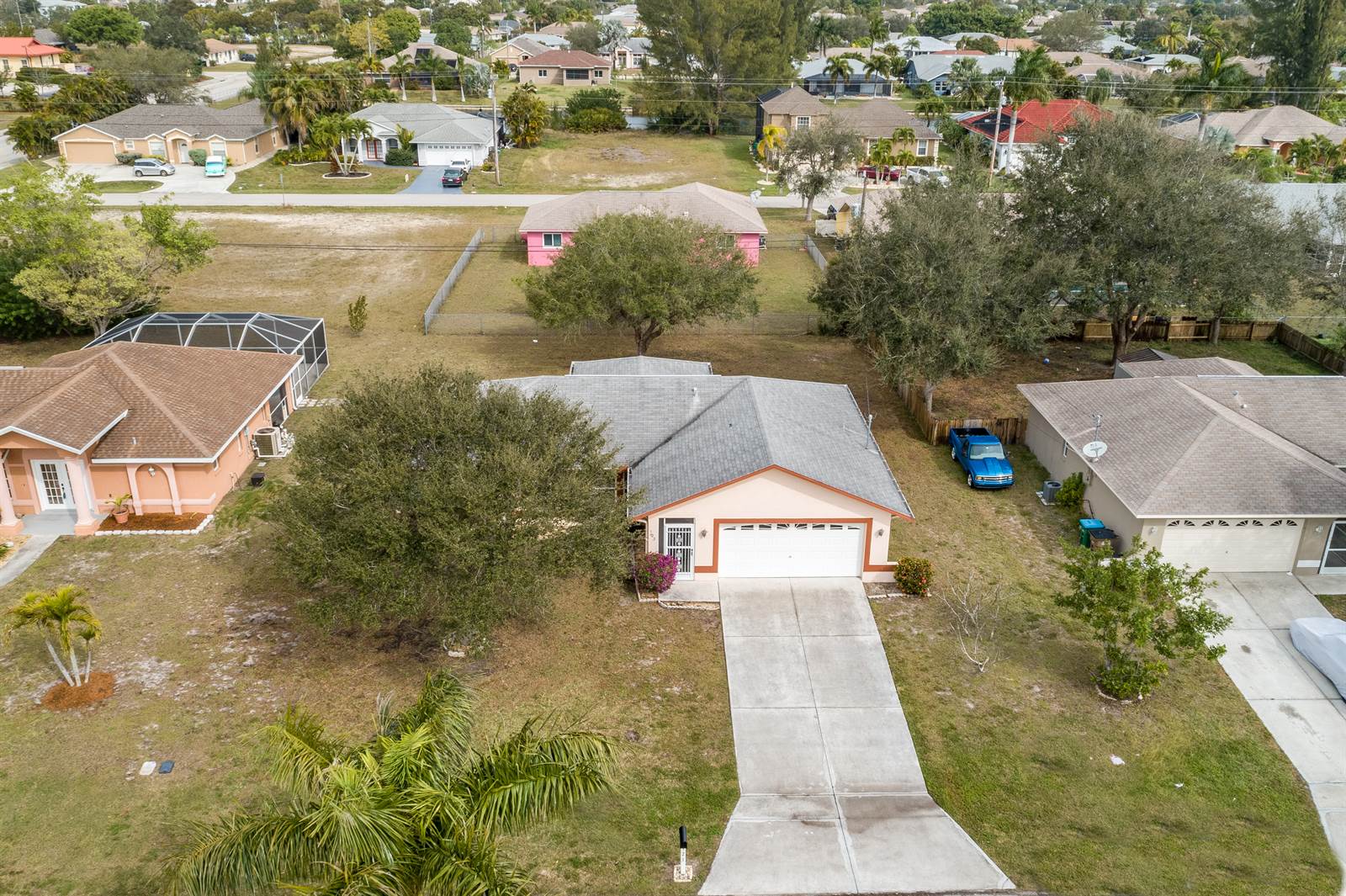 123 SE 21st Ter, Cape Coral, FL 33990