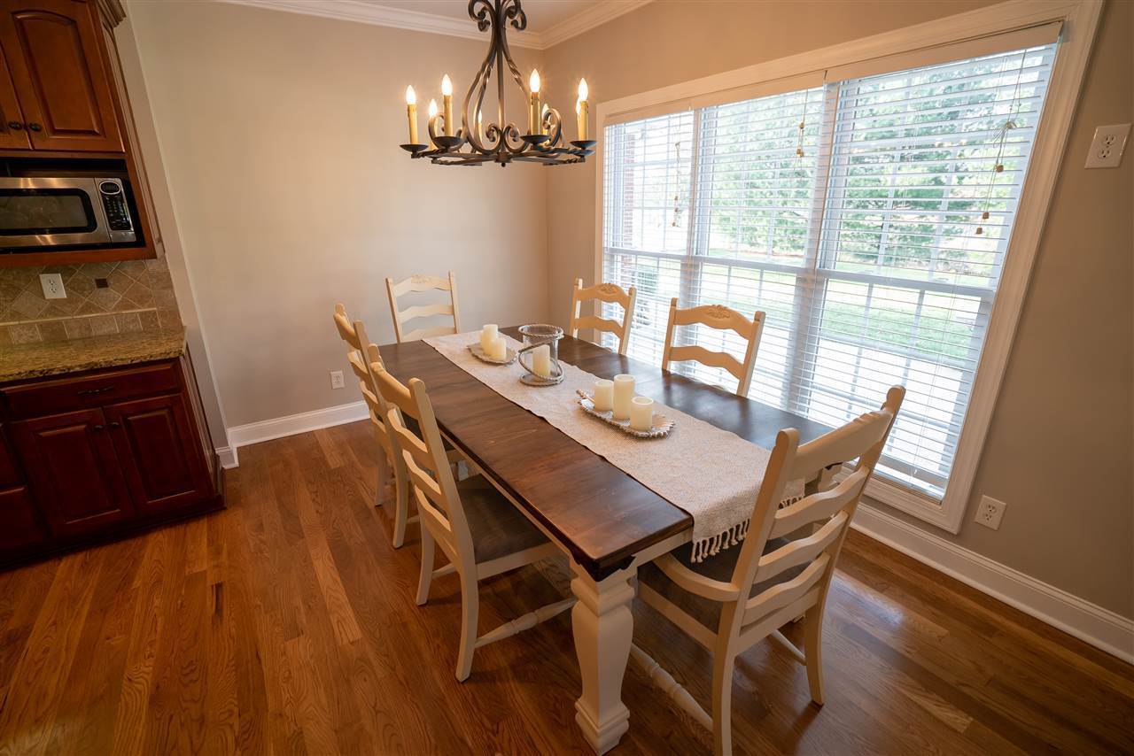 214 Red Cedar Way, Bowling Green, KY 42104