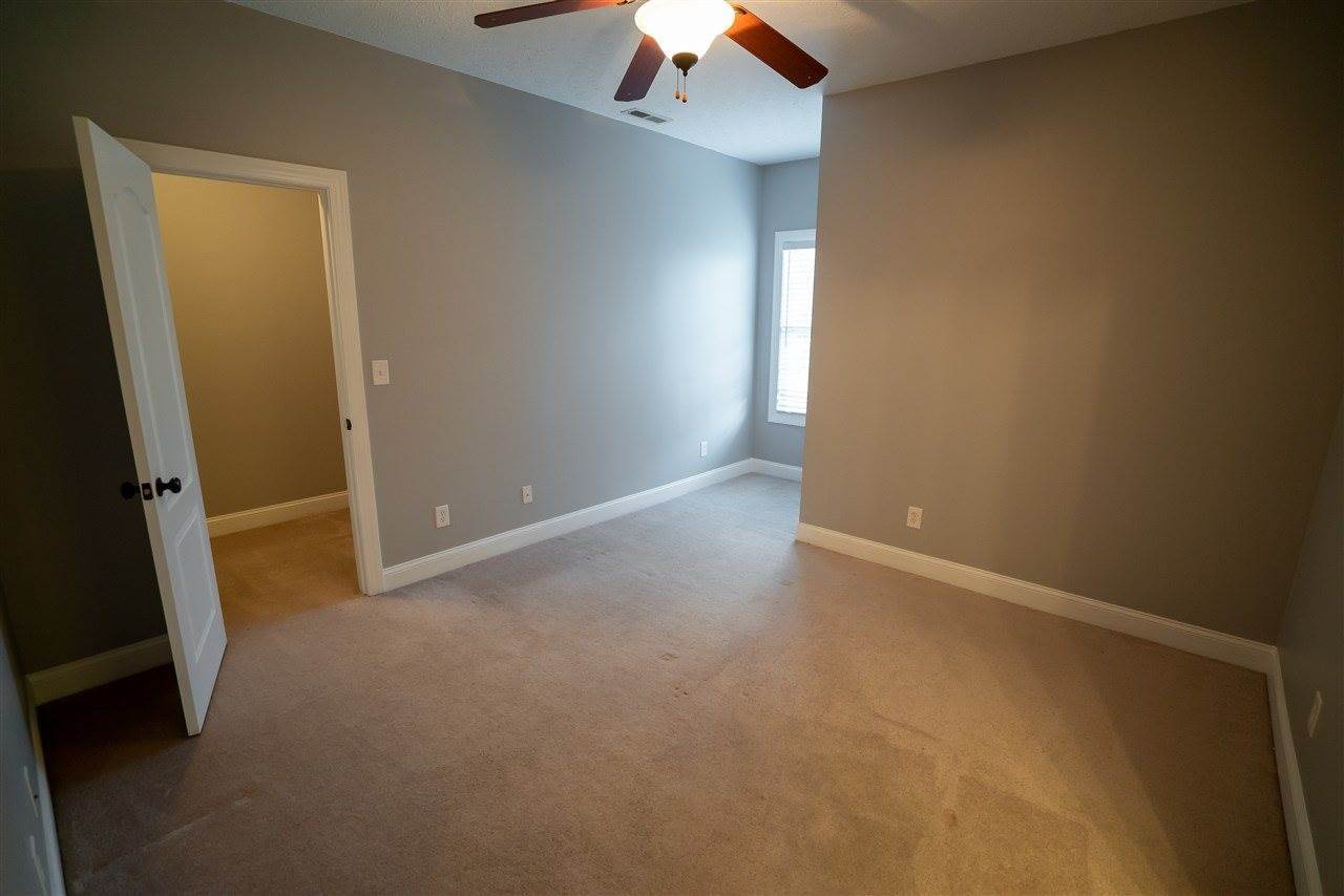 214 Red Cedar Way, Bowling Green, KY 42104