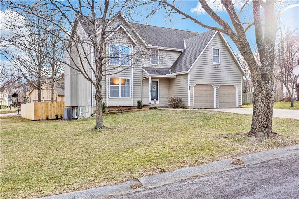 11624 Flint Street, Overland Park, KS 66210