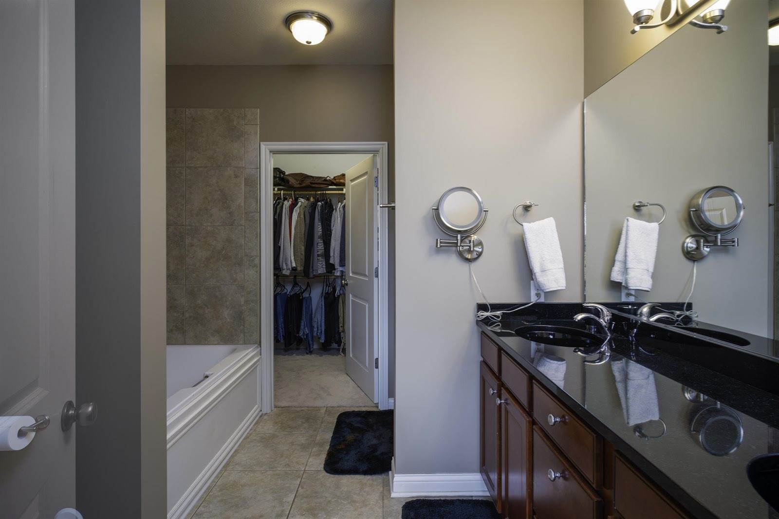 5728 Pergola Dr, #102, Columbia, MO 65201