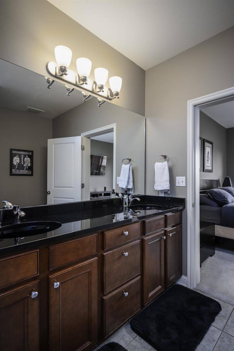 5728 Pergola Dr, #102, Columbia, MO 65201