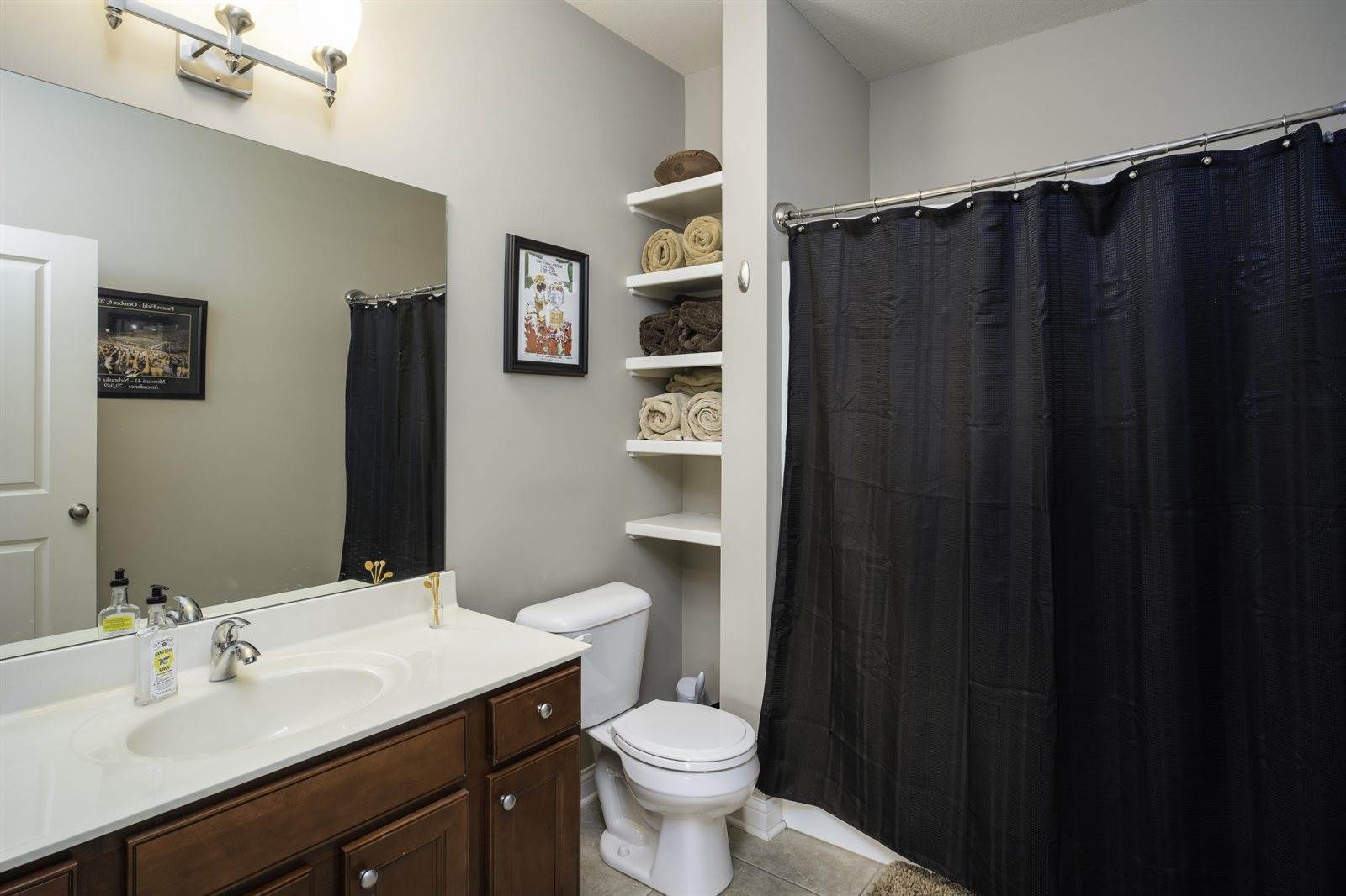 5728 Pergola Dr, #102, Columbia, MO 65201