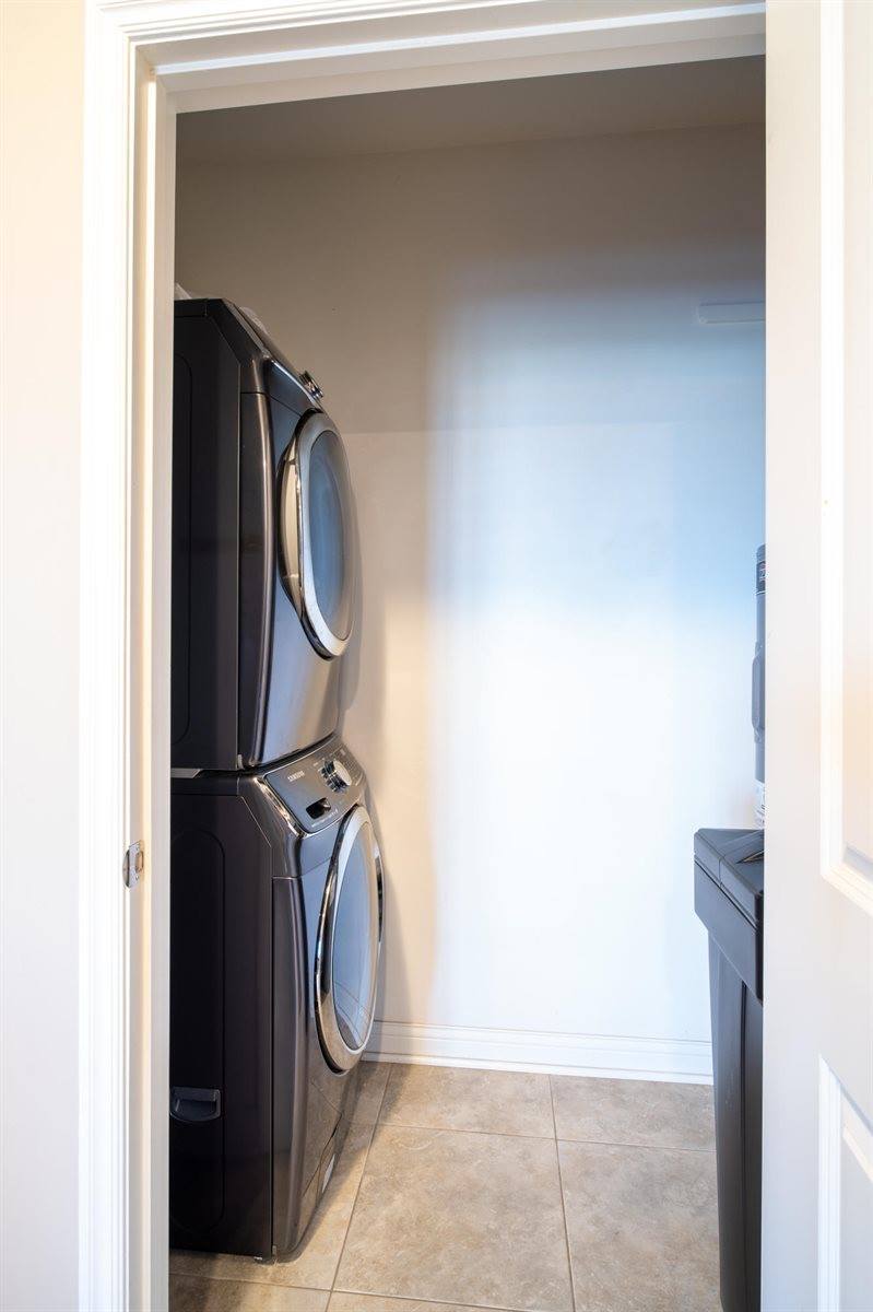 5728 Pergola Dr, #102, Columbia, MO 65201