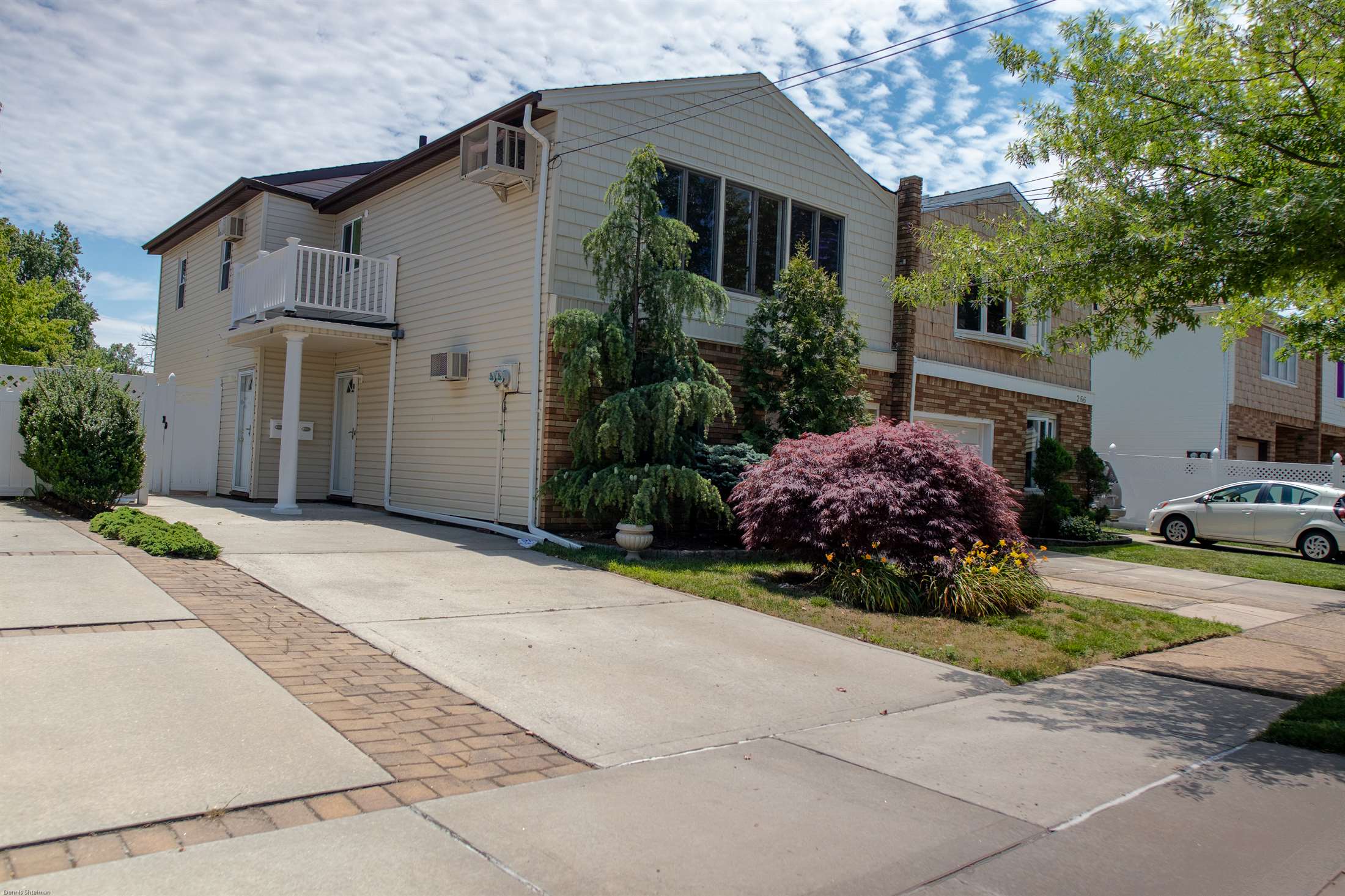 262 Lamoka Avenue, Staten Island, NY 10308