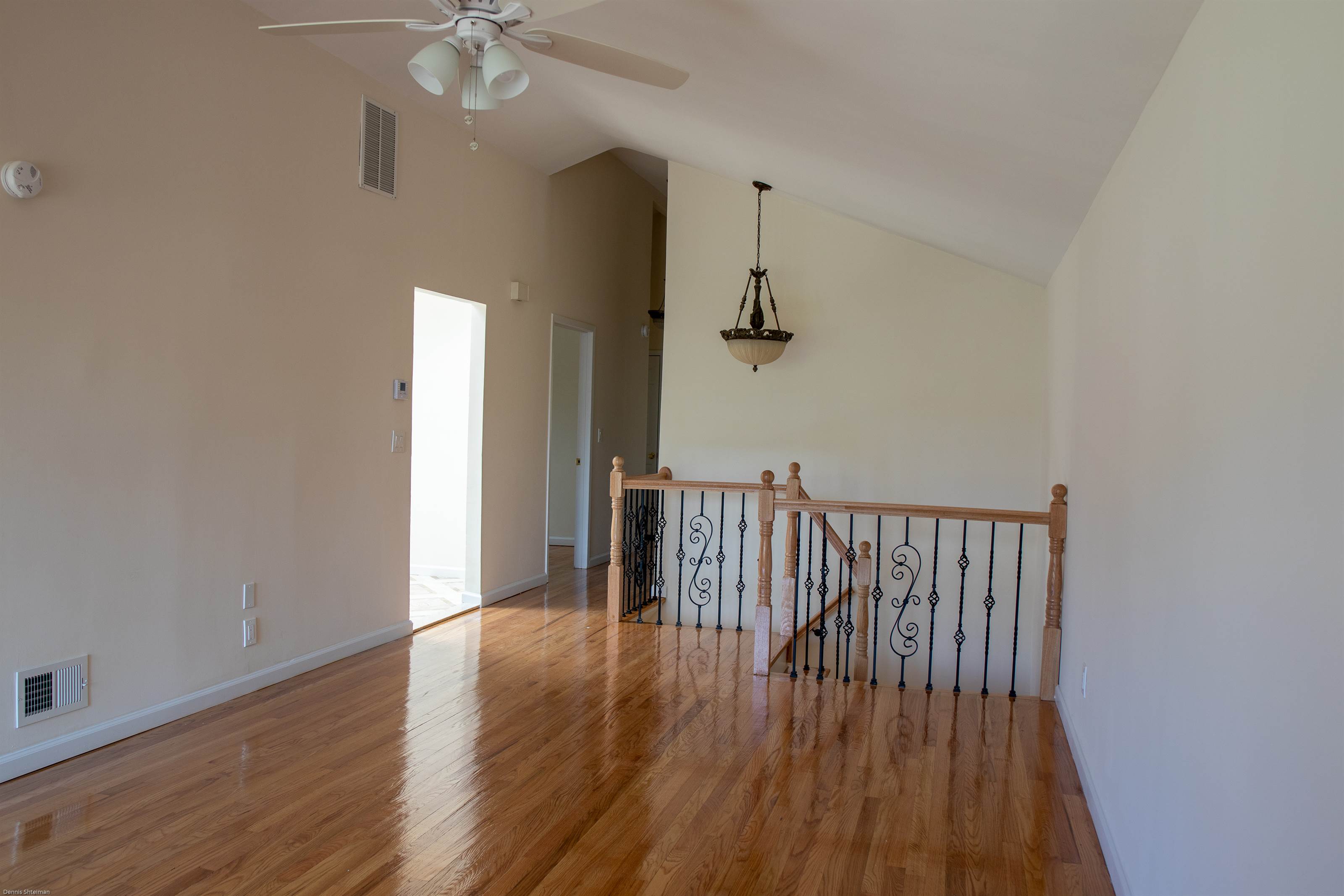 262 Lamoka Avenue, Staten Island, NY 10308