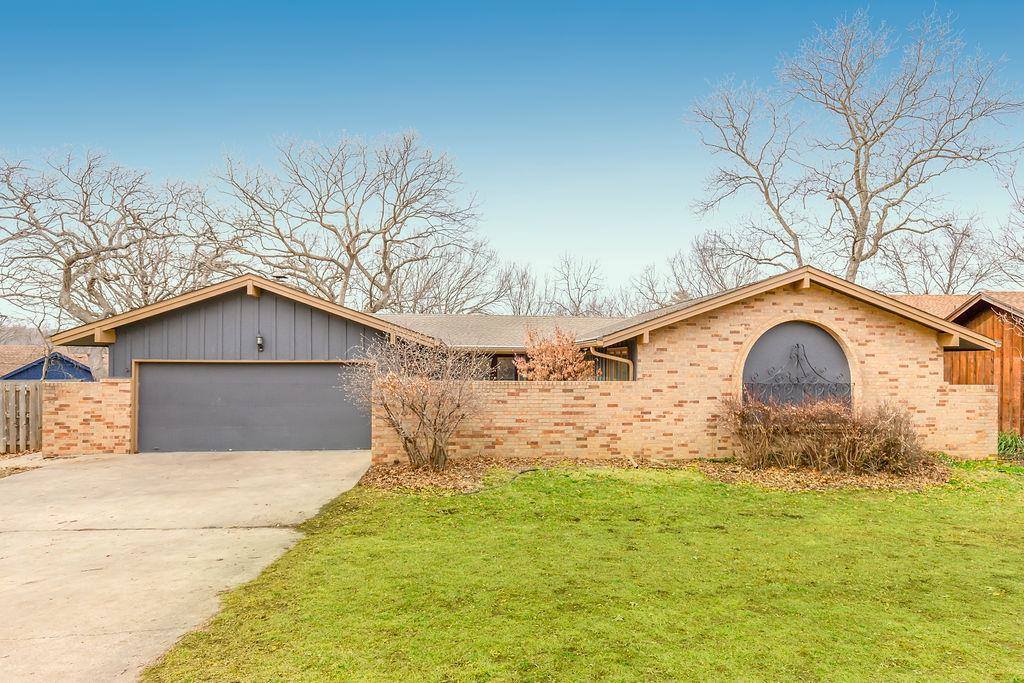 9908 West 70th Terrace, Merriam, KS 66203