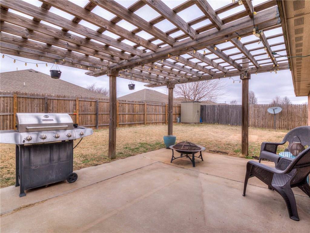 1001 Harvest Dr, Yukon, OK 73099