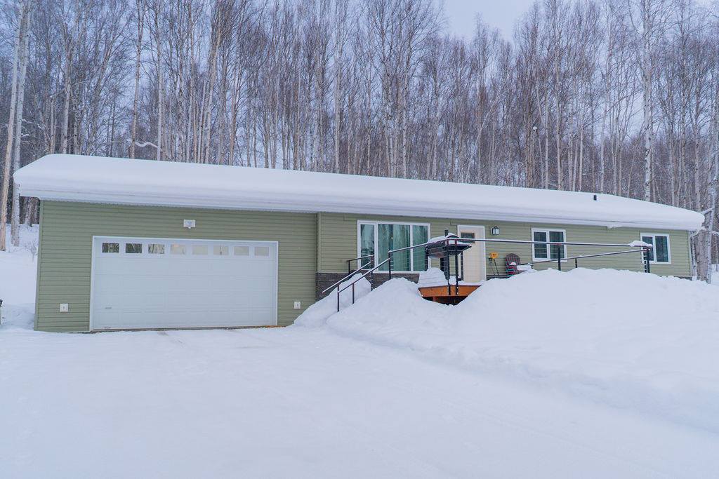 550 Polkadot Drive, Fairbanks, AK 99712