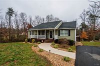 66 Drury Road, Lynchburg, VA 24504