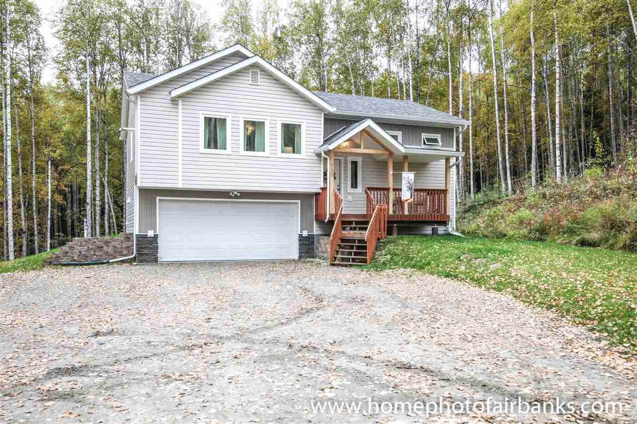 739 Suncrest Drive, Fairbanks, AK 99712