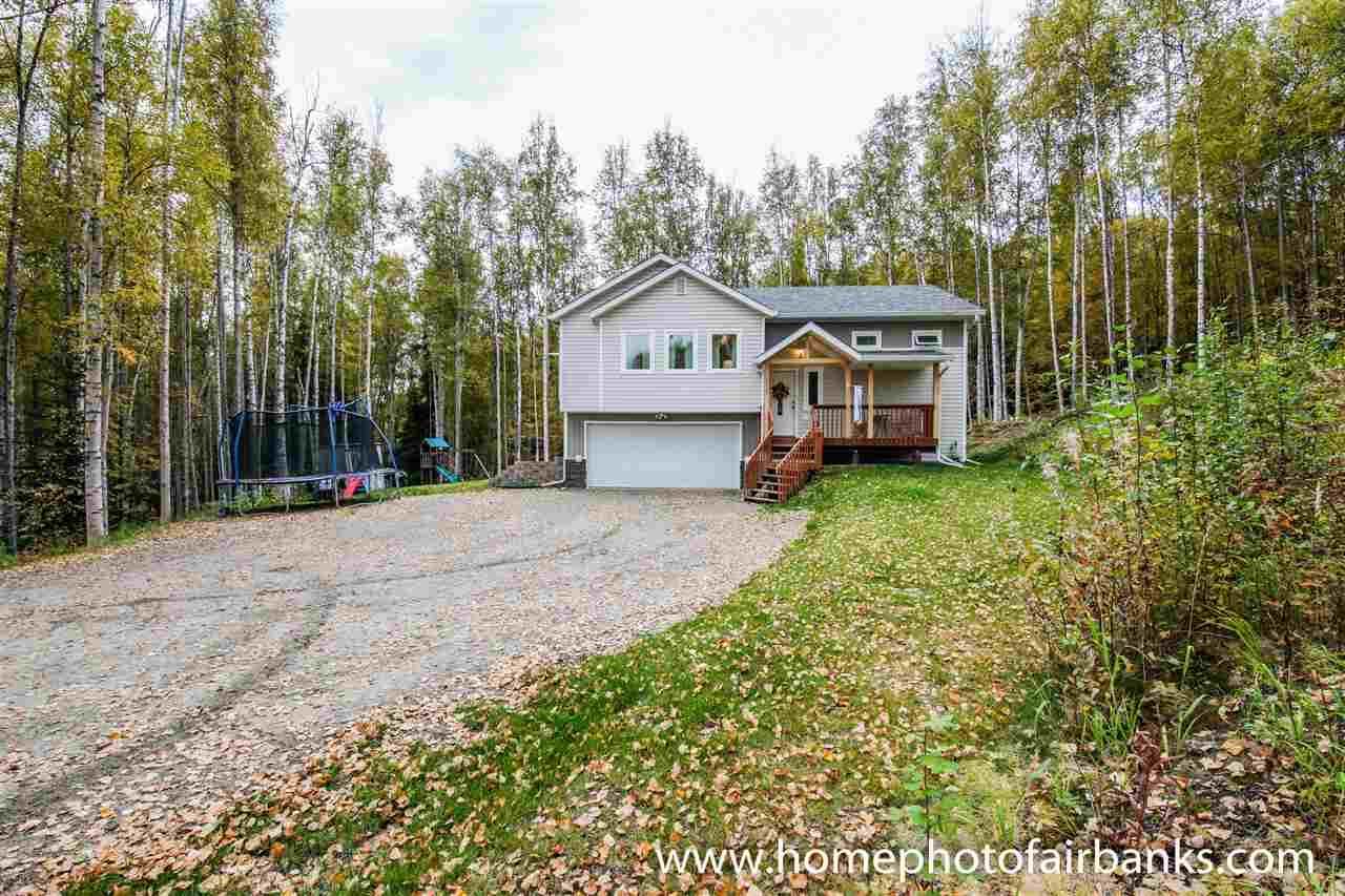 739 Suncrest Drive, Fairbanks, AK 99712