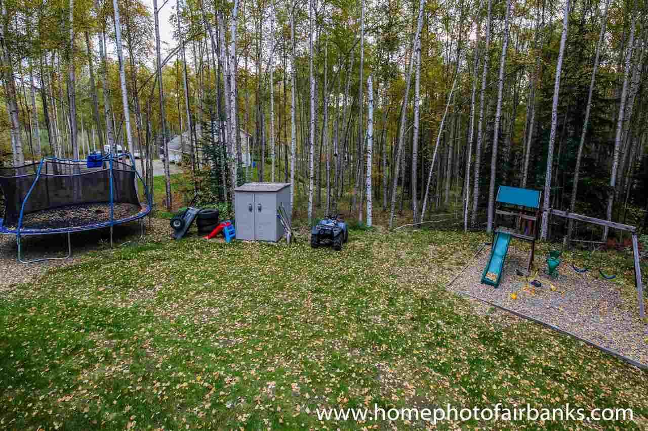 739 Suncrest Drive, Fairbanks, AK 99712