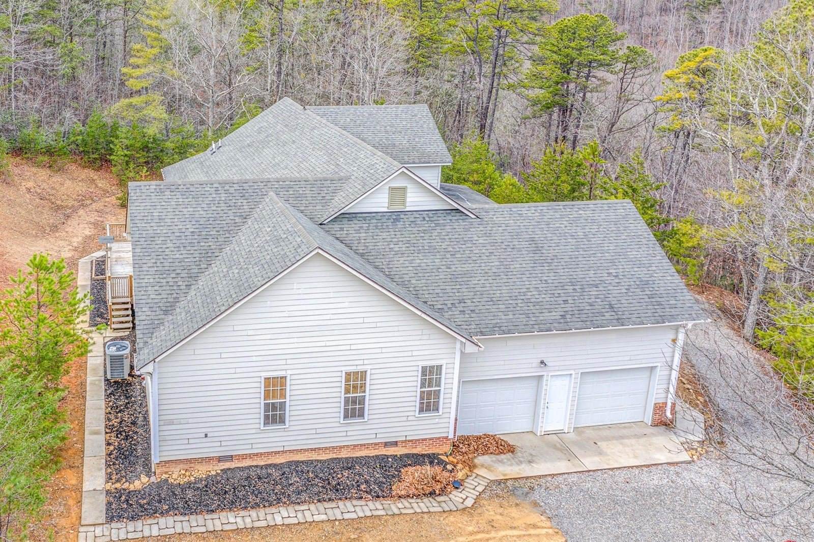 294 Hoot Owl Rd, New Castle, VA 24127