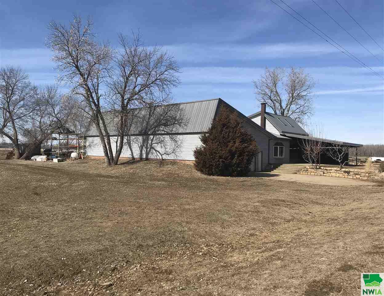 31937 477 Ave., Elk Point, SD 57025