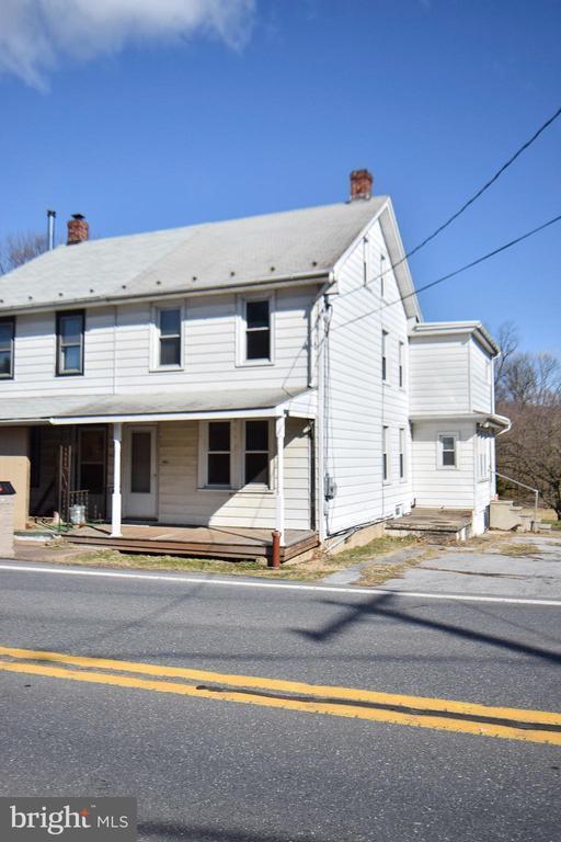 1681 East Main Street, Douglassville, PA 19518