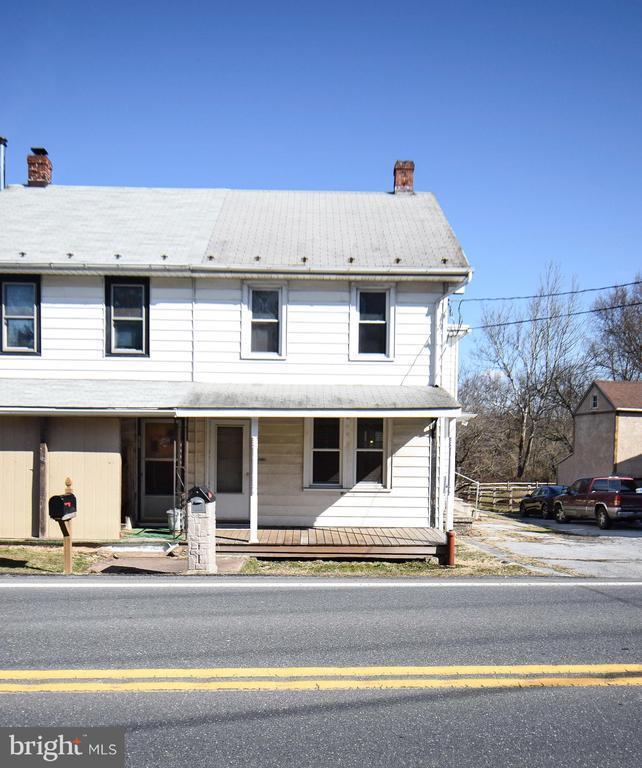 1681 East Main Street, Douglassville, PA 19518