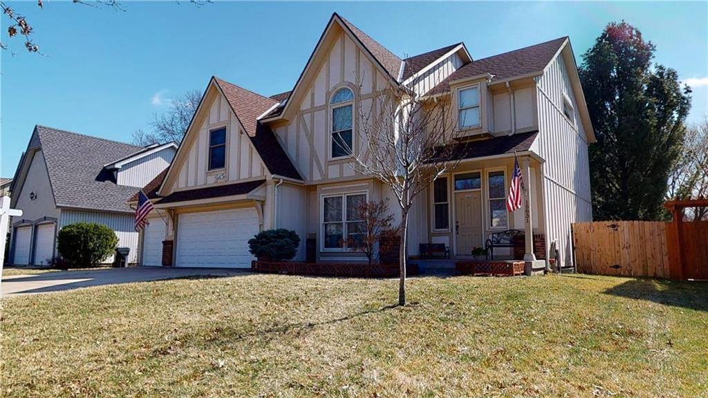 15831 West Locust Street, Olathe, KS 66062