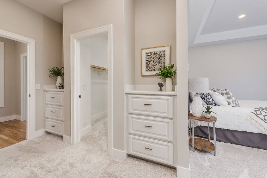 8034 NW Reed Dr., Portland, OR 97229