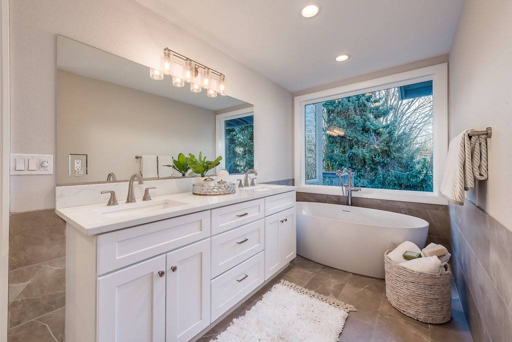 8034 NW Reed Dr., Portland, OR 97229