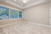 8034 NW Reed Dr., Portland, OR 97229