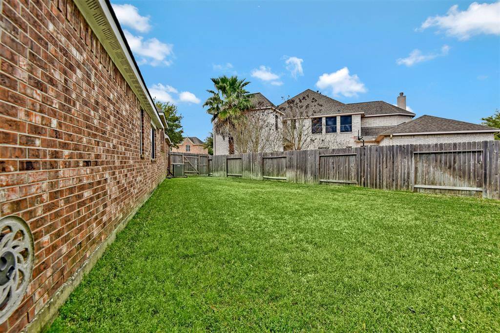 8606 Country Brook Court, Houston, TX 77095