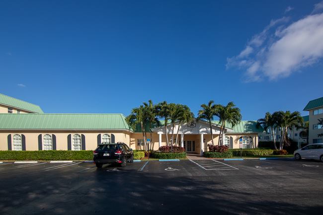 4 Colonial Club Drive, #200, Boynton Beach, FL 33435