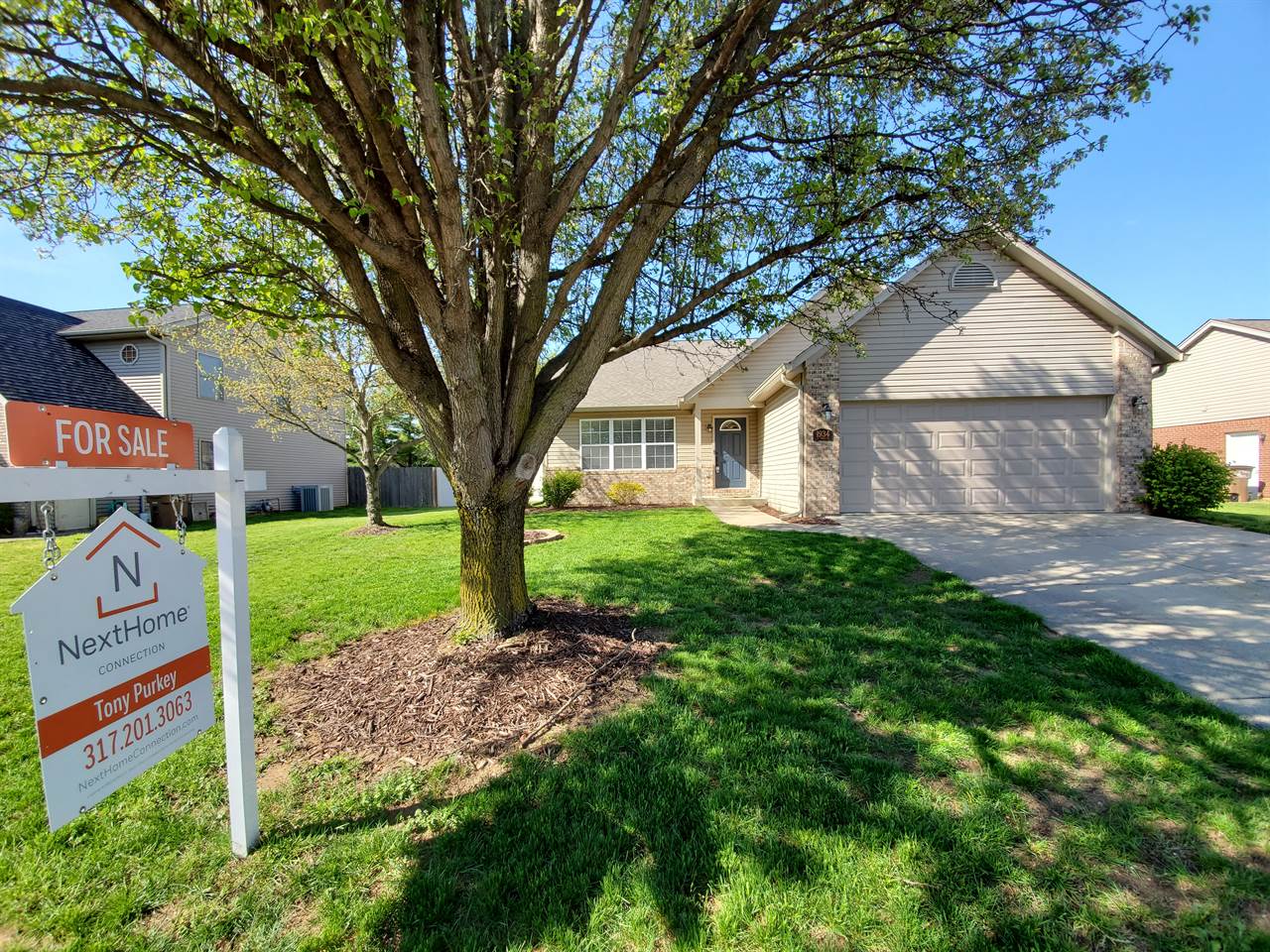 1934 St James Place, Columbus, IN 47201