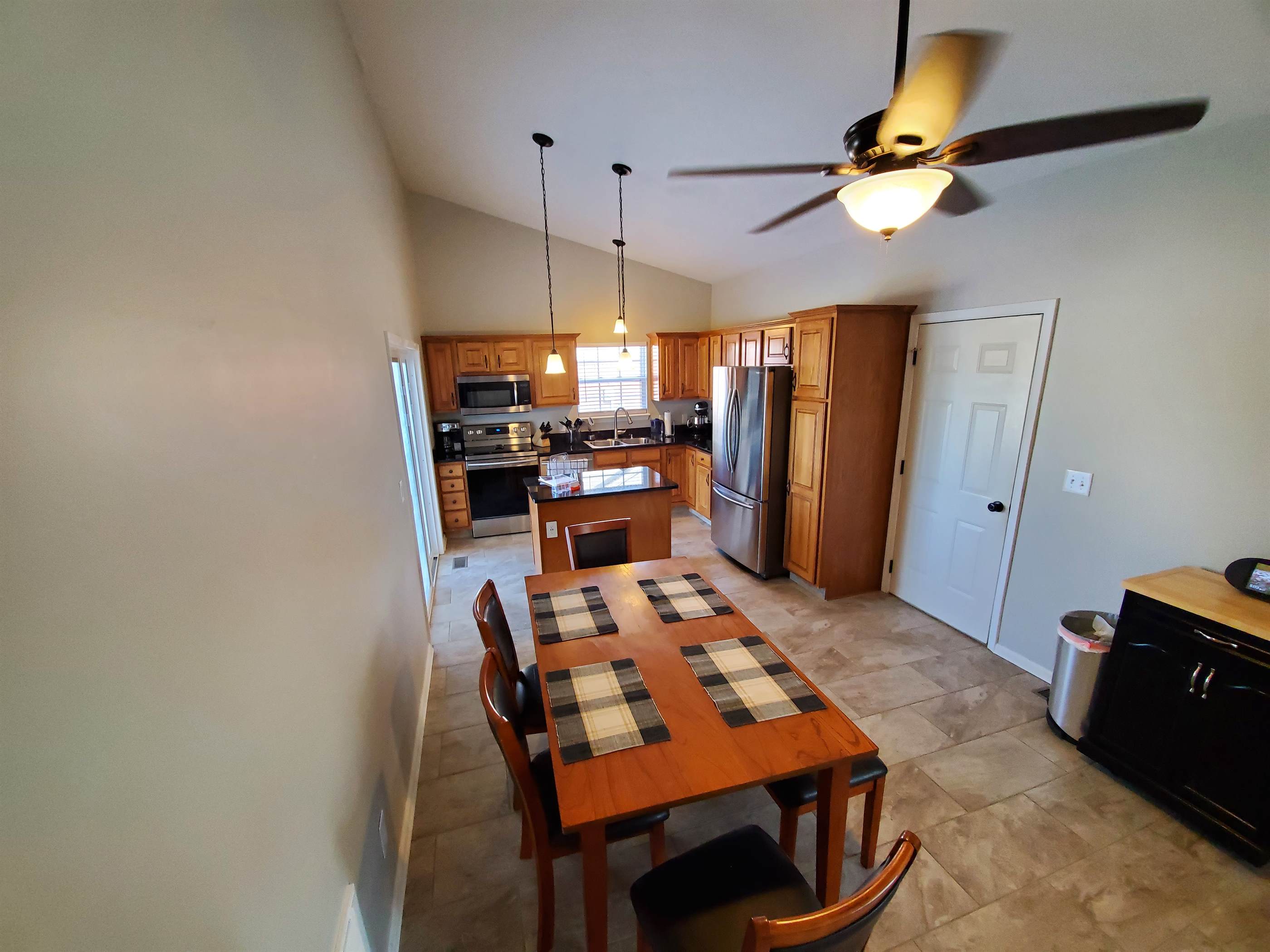 1934 St James Place, Columbus, IN 47201