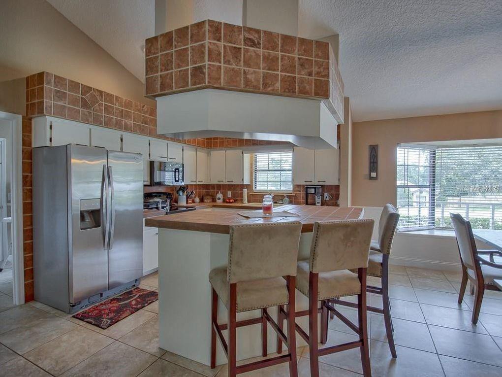 3550 Sailfish Avenue, Fruitland Park, FL 34731