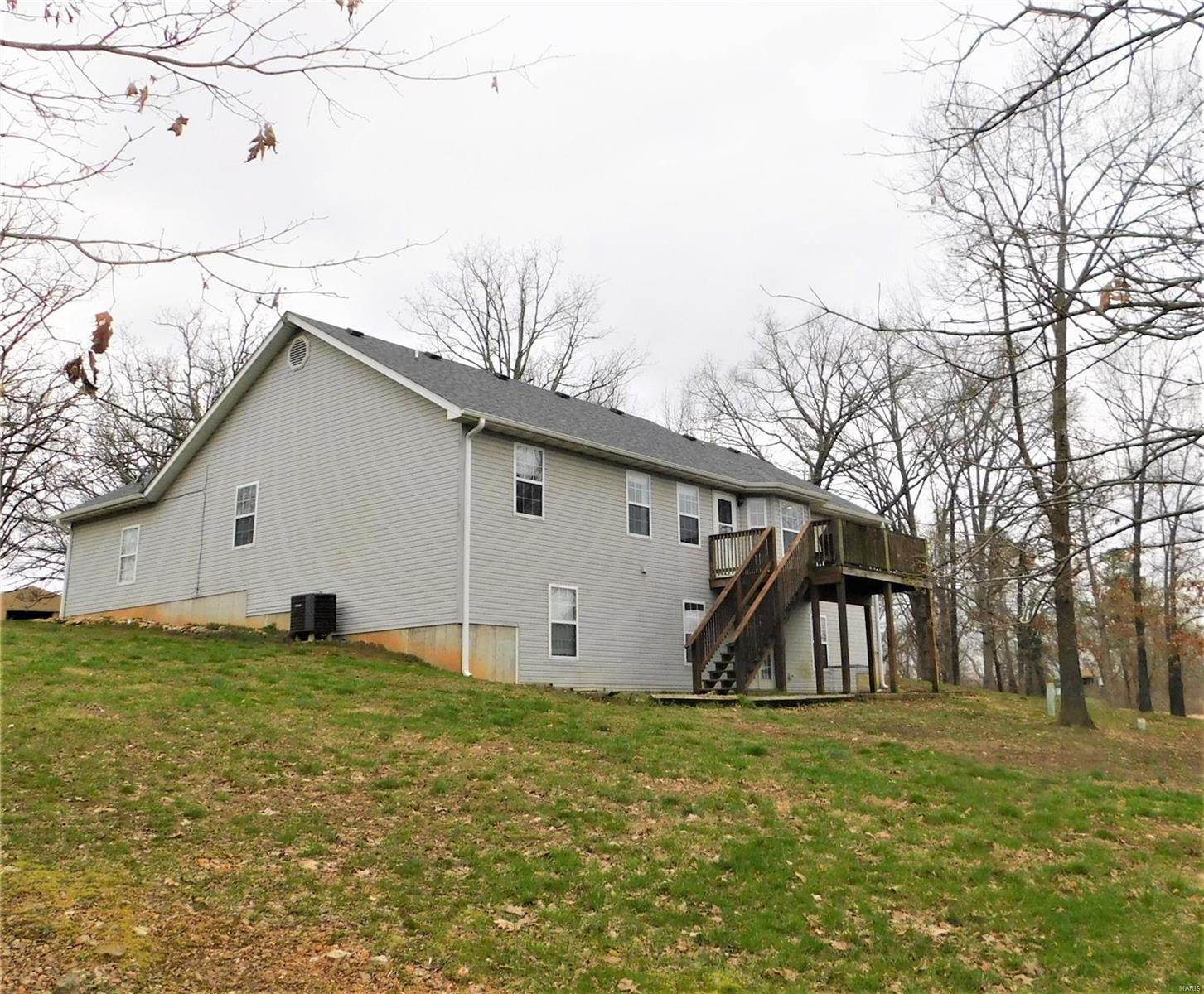 12390 Roby Road, Plato, MO 65552 Listings Team MastertonAngie & Misty Working for You!