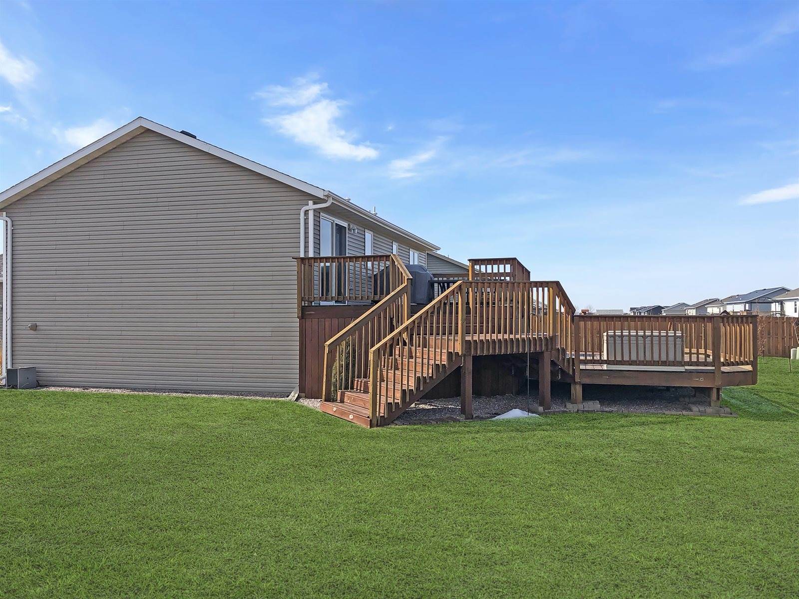 158 Dolan Drive, Lincoln, ND 58504