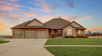 603 Clearview Dr, Williamsburg, IA 52361