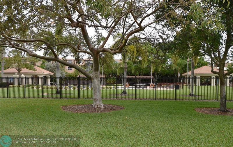 23428 Serene Meadow Dr S, Boca Raton, FL 33428