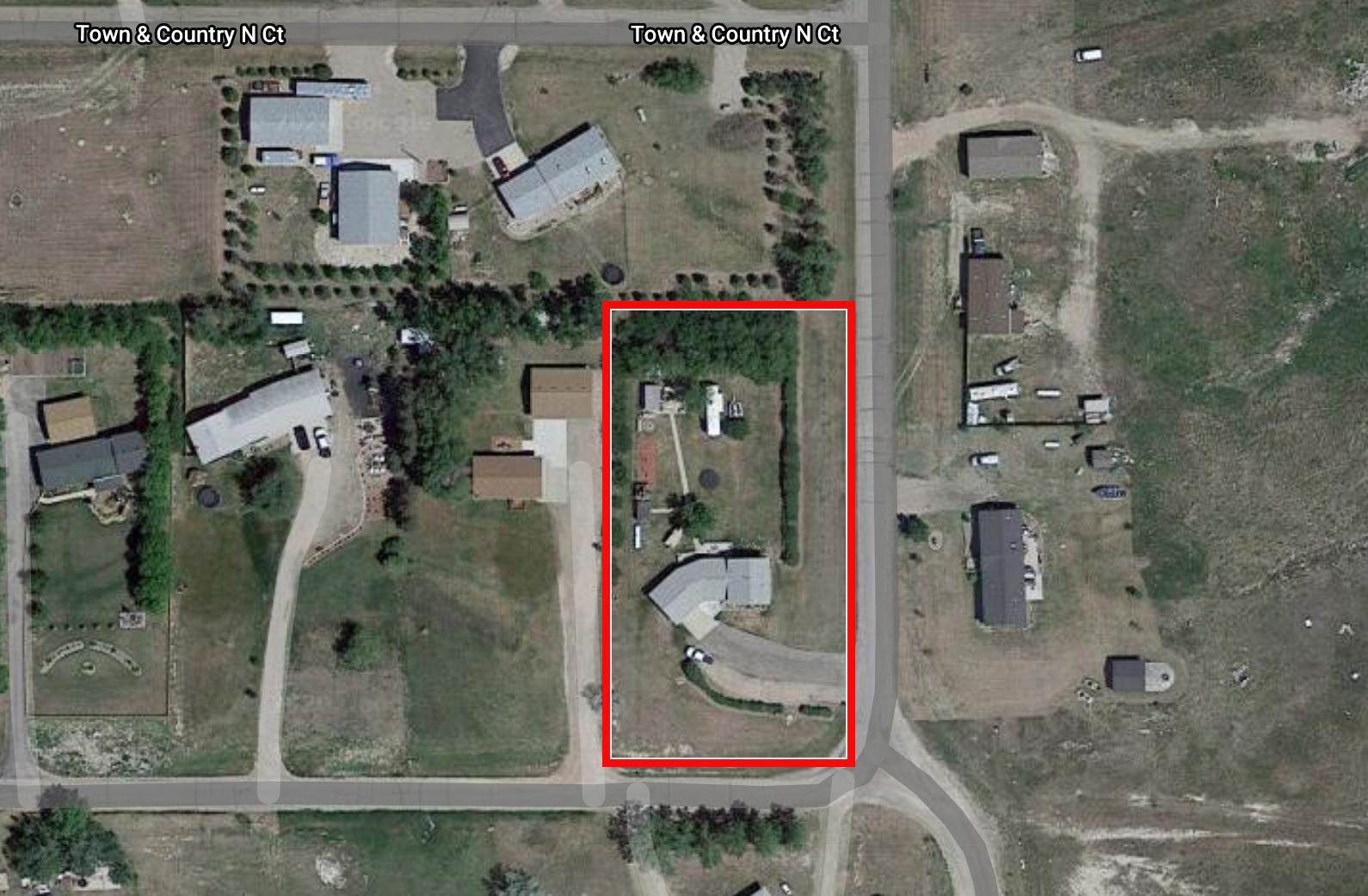 13927 Town and Country South Ct, Williston, ND 58801