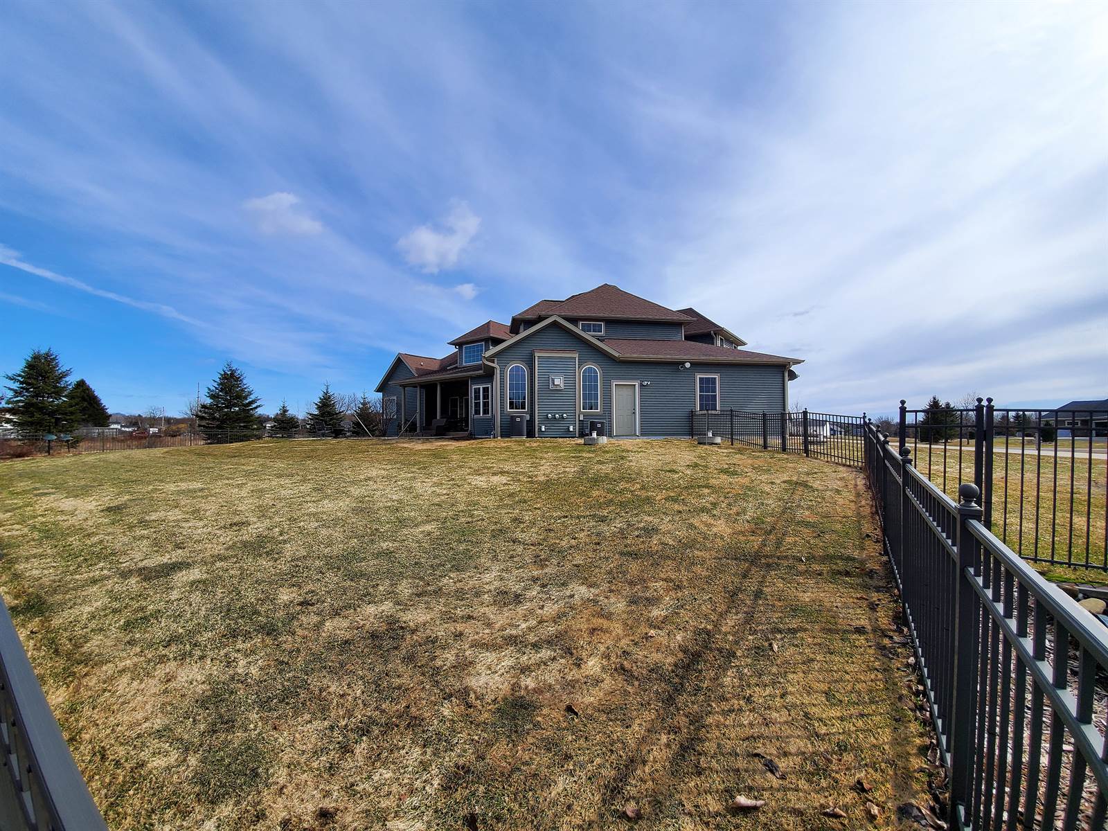 9826 Amber Drive, Marshfield, WI 54449