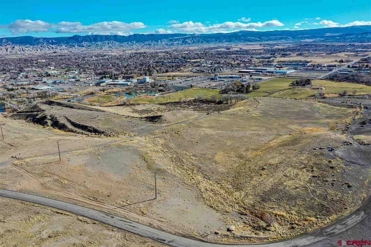 2401 6485 Road, Montrose, CO 81401