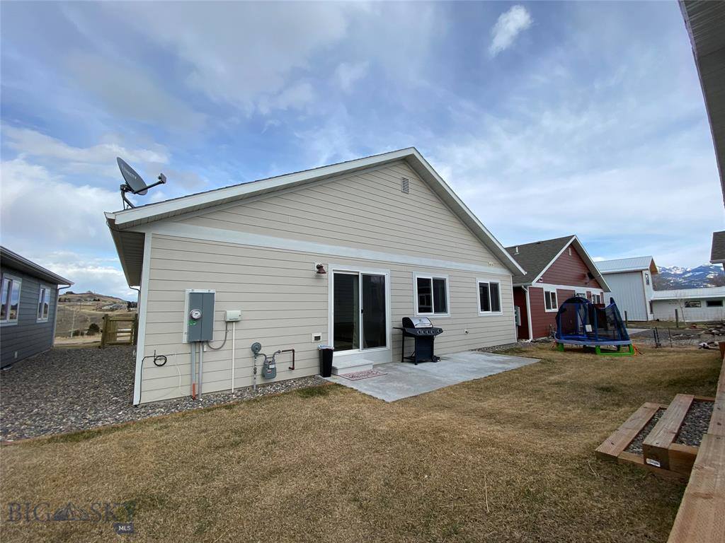 725 North 10th Street, Livingston, MT 59047